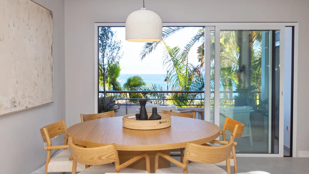 Estepona, apartamento de 2 dormitorios en venta