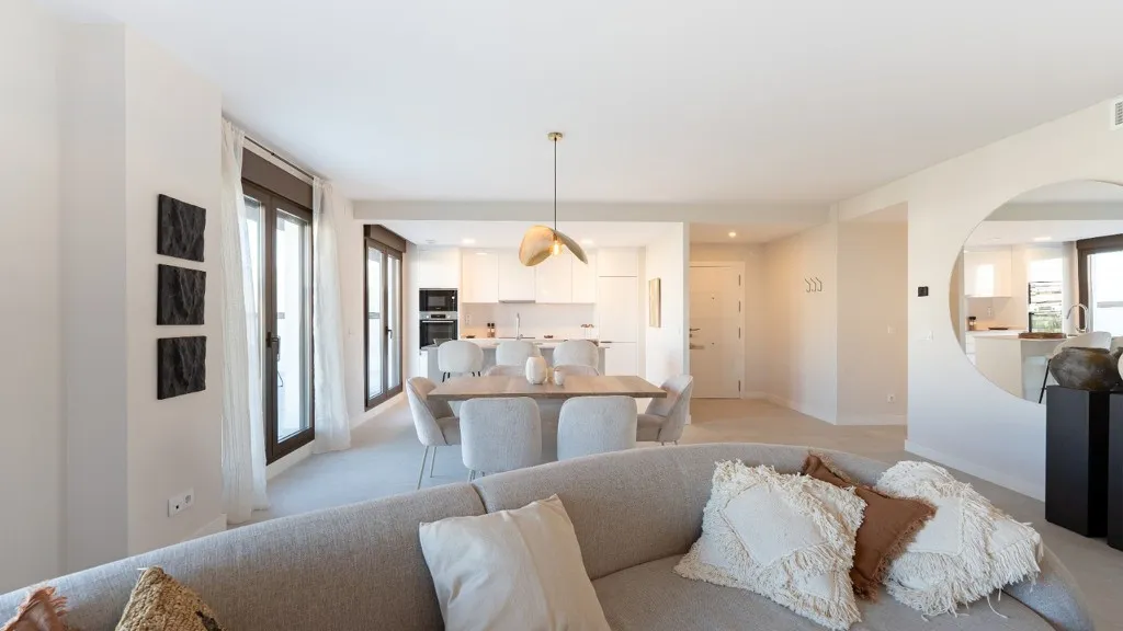 Estepona, apartamento en venta con 3 dormitorios