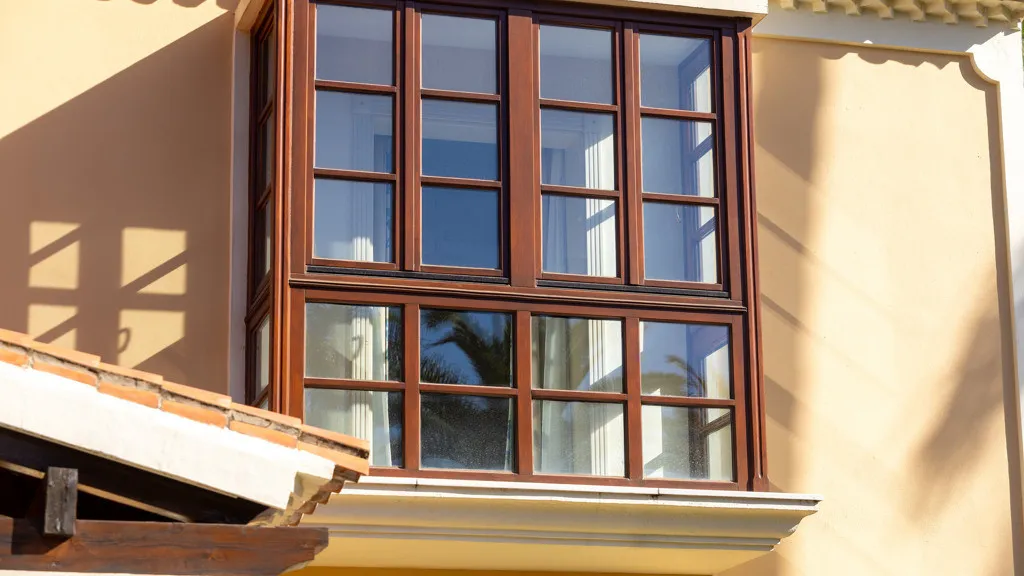 Buy Estepona 5 bedrooms chalet