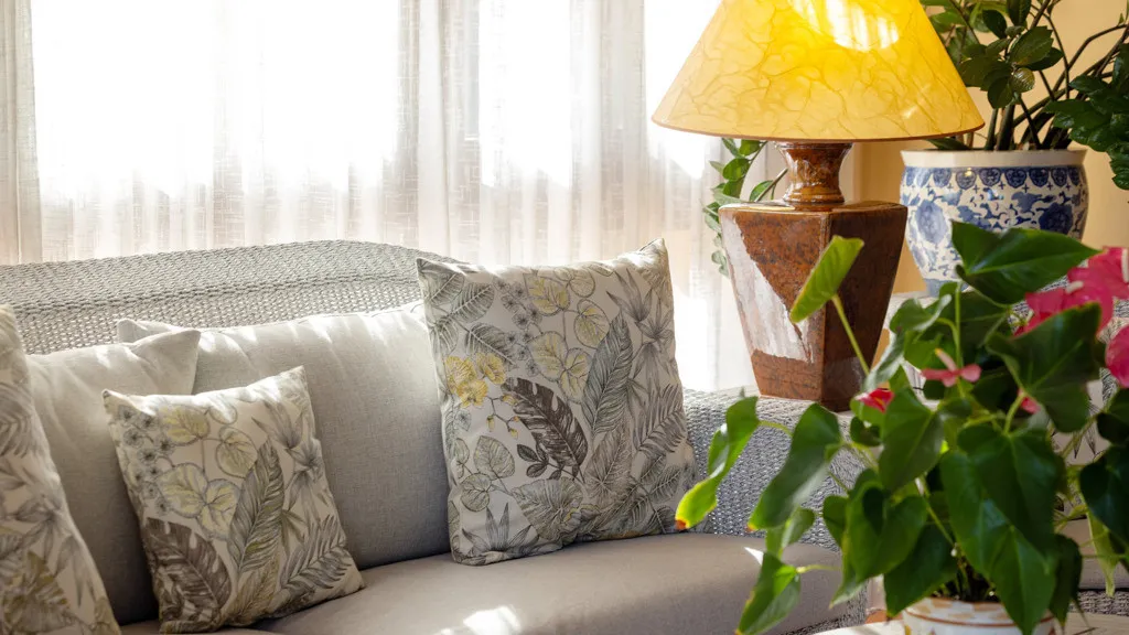 Buy Estepona 5 bedrooms chalet