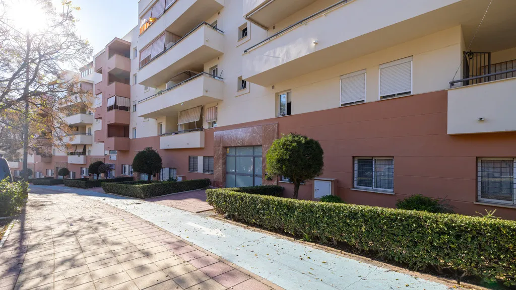 Apartment with 3 bedrooms for sale in Estepona Puerto