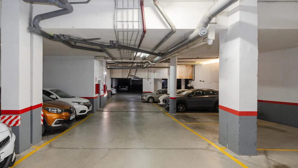 Apartment with 3 bedrooms for sale in Estepona Puerto