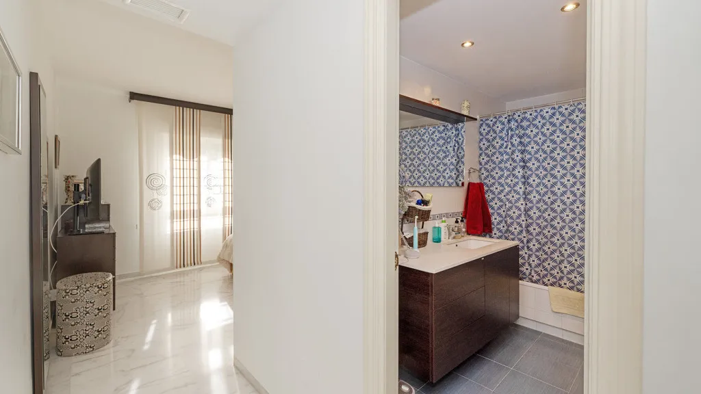 Apartment with 3 bedrooms for sale in Estepona Puerto