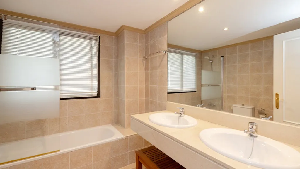 Apartment for sale in New Golden Mile