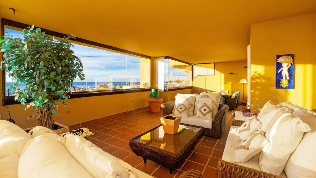 Apartment for sale in New Golden Mile