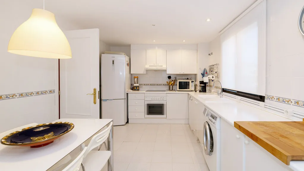 Apartment for sale in New Golden Mile