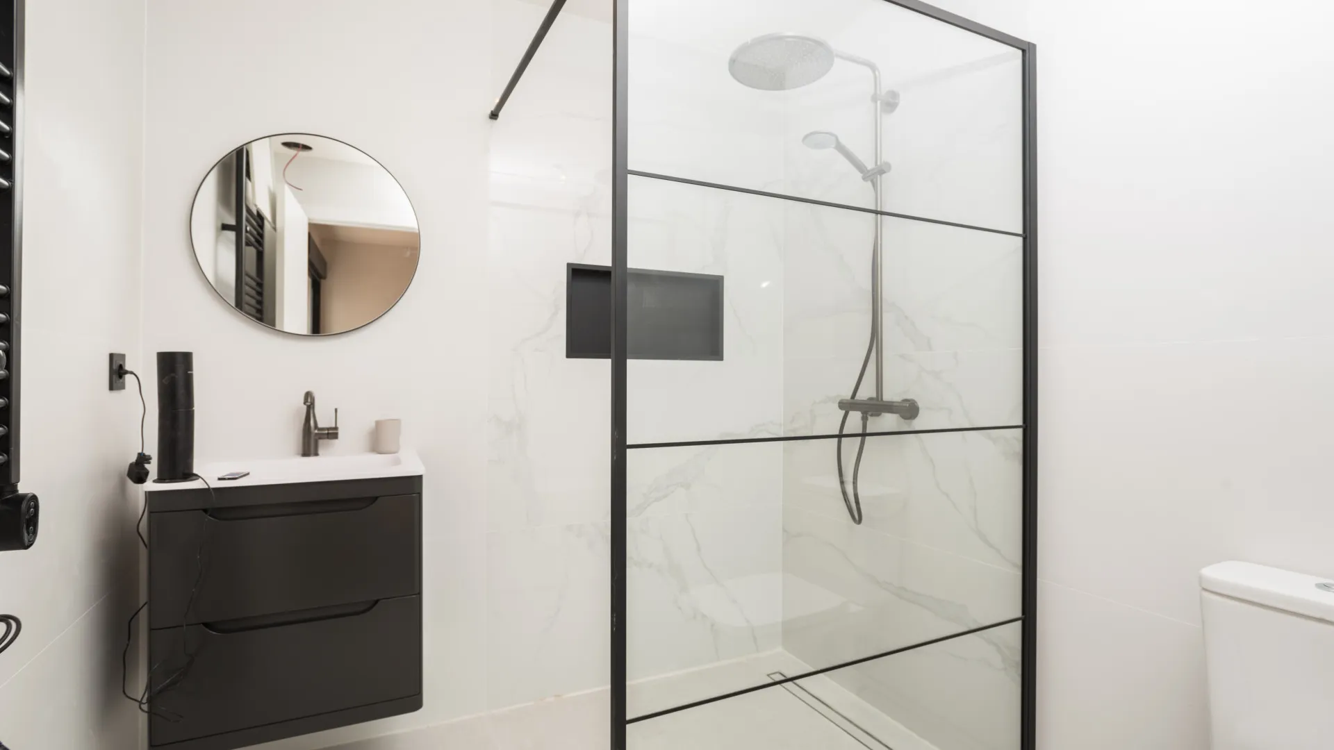 8 bedrooms villa in Elviria for sale