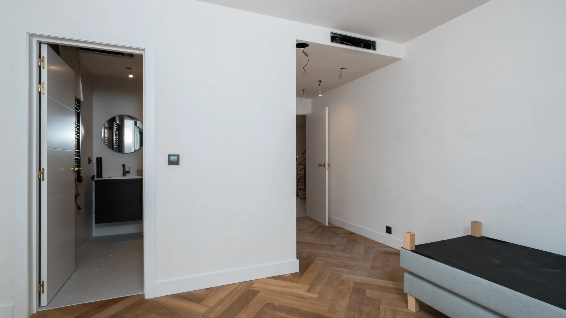 8 bedrooms villa in Elviria for sale