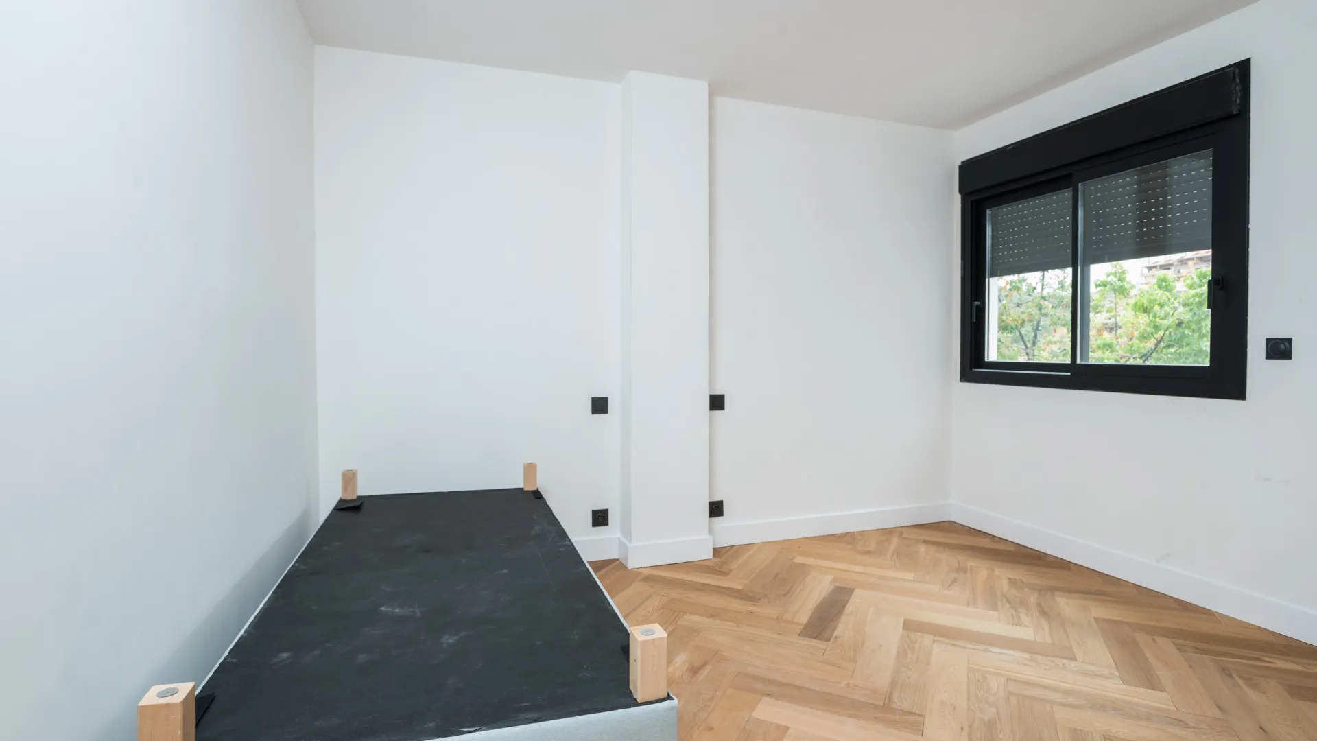 8 bedrooms villa in Elviria for sale