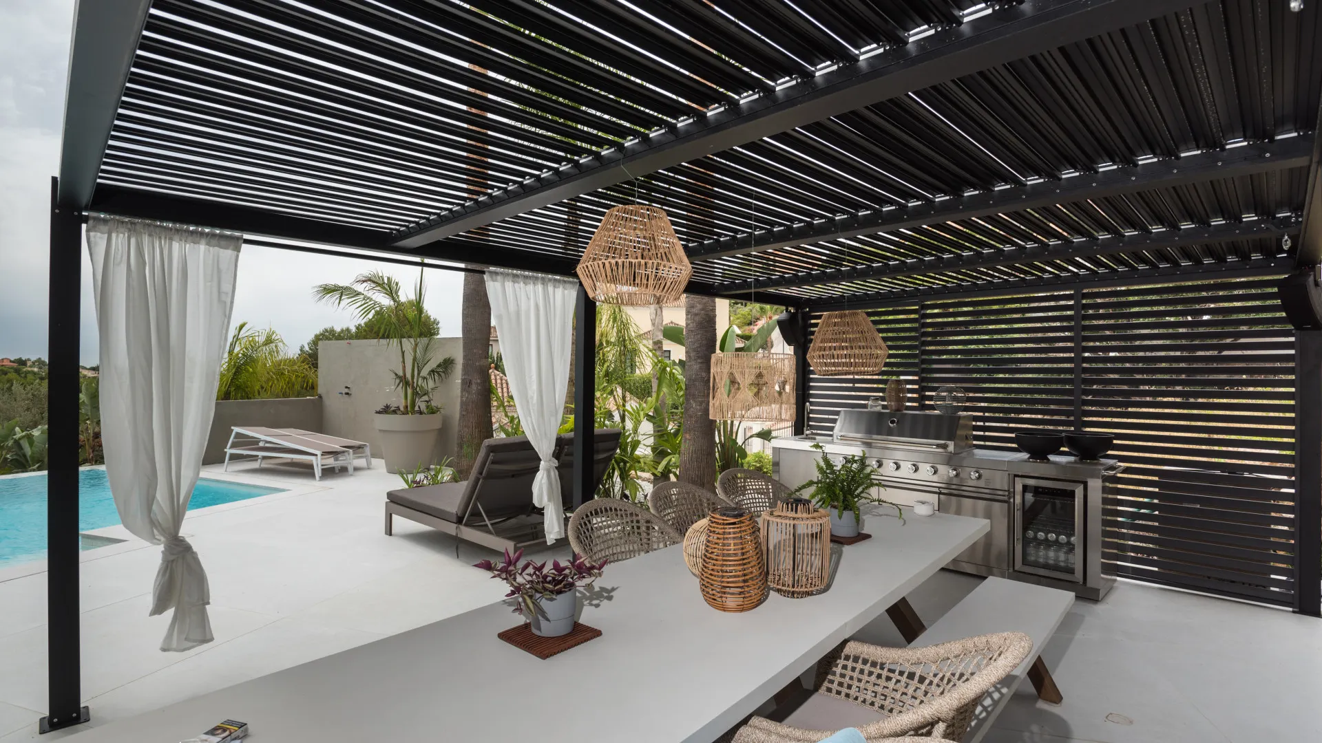 8 bedrooms villa in Elviria for sale