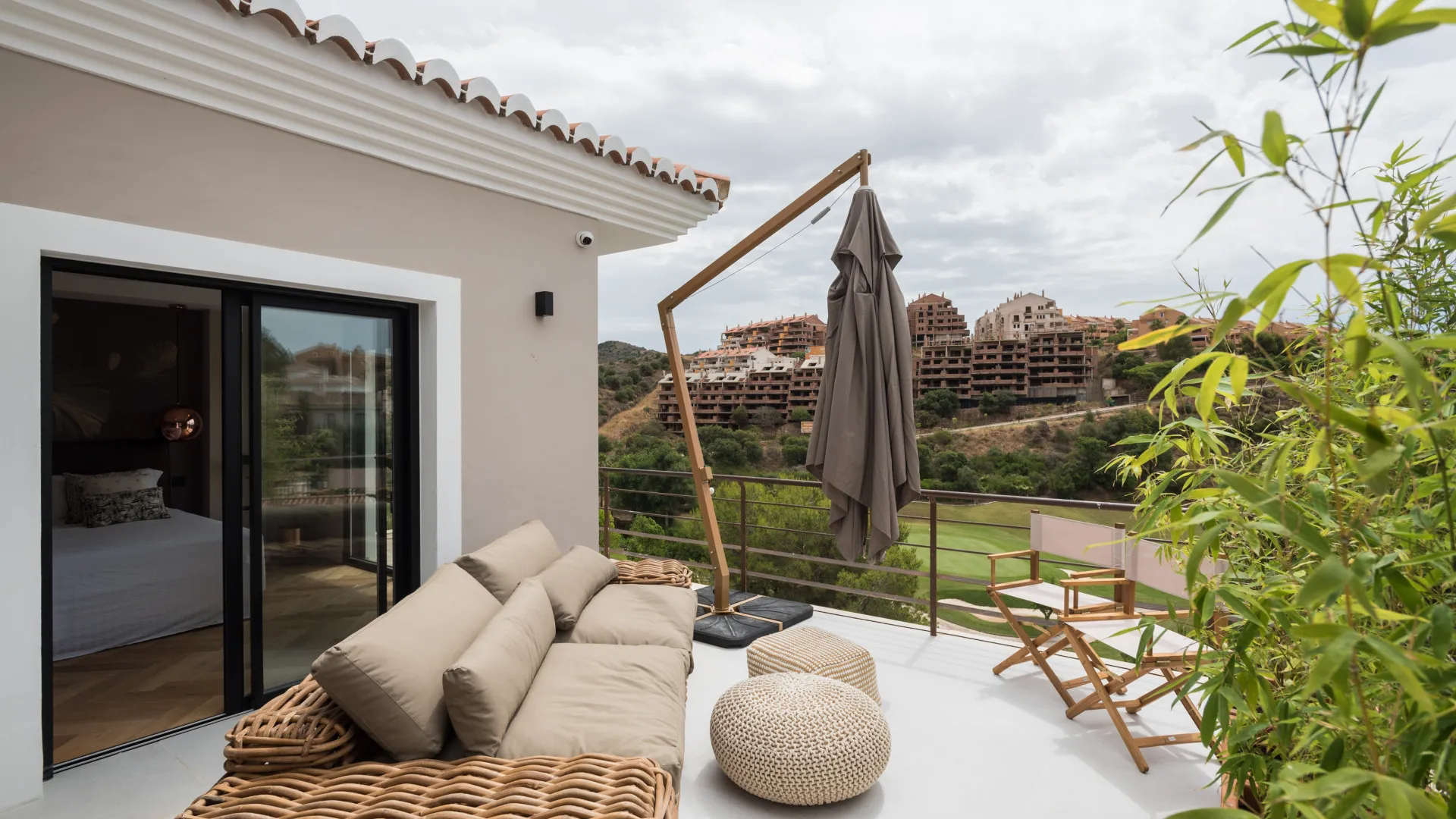 8 bedrooms villa in Elviria for sale