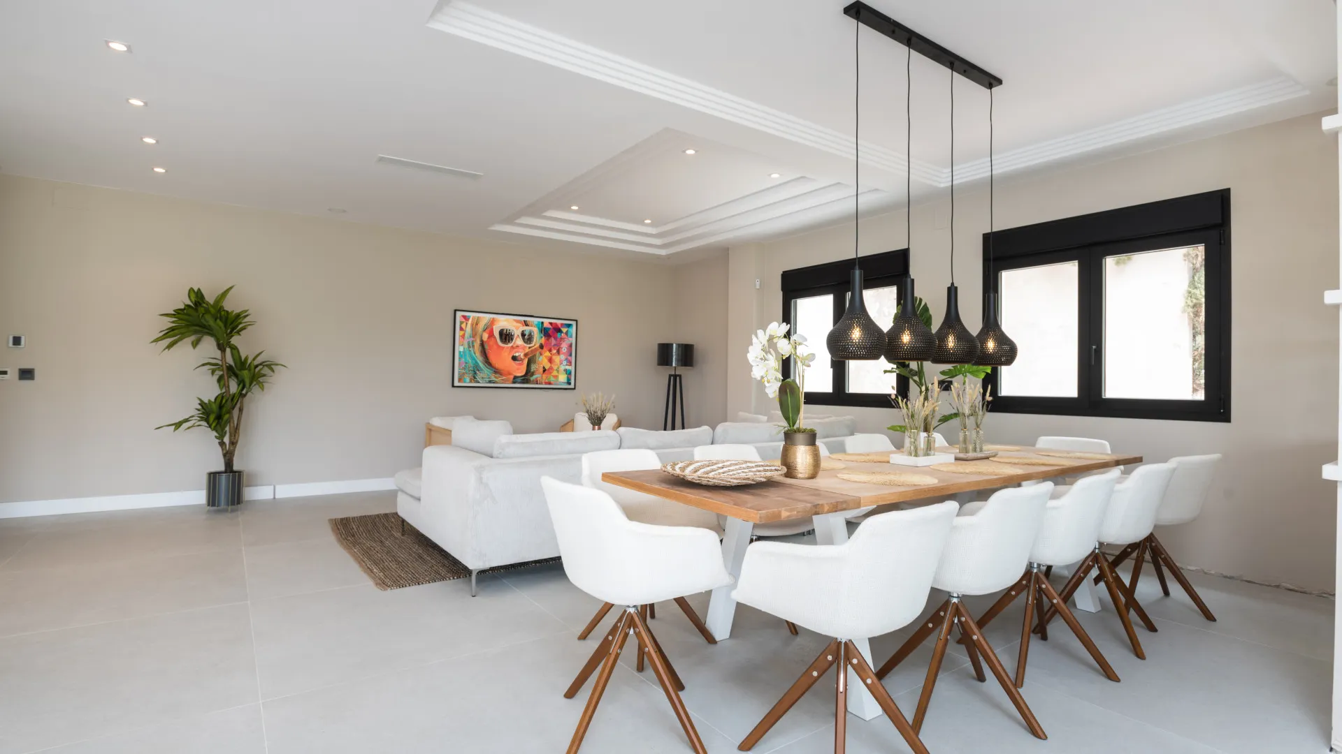 8 bedrooms villa in Elviria for sale