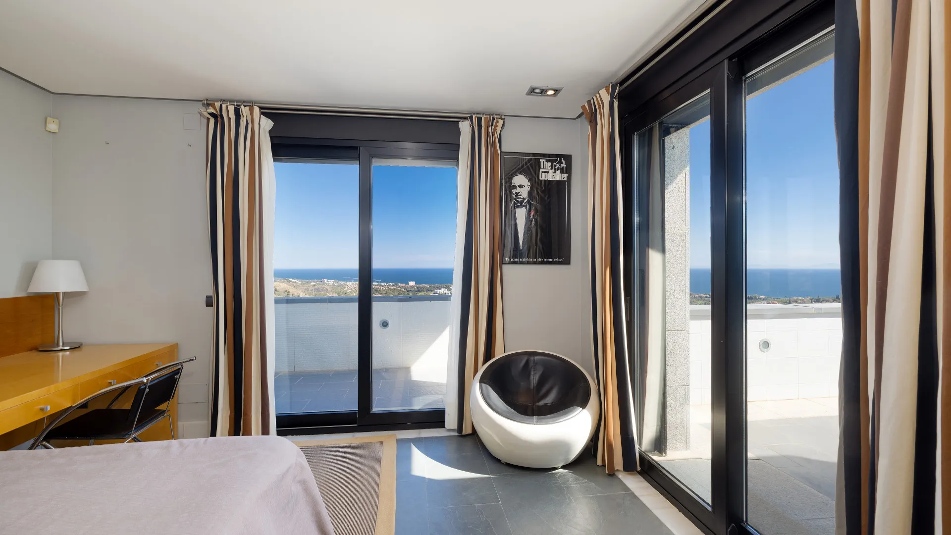 Villa for sale in Los Altos de los Monteros