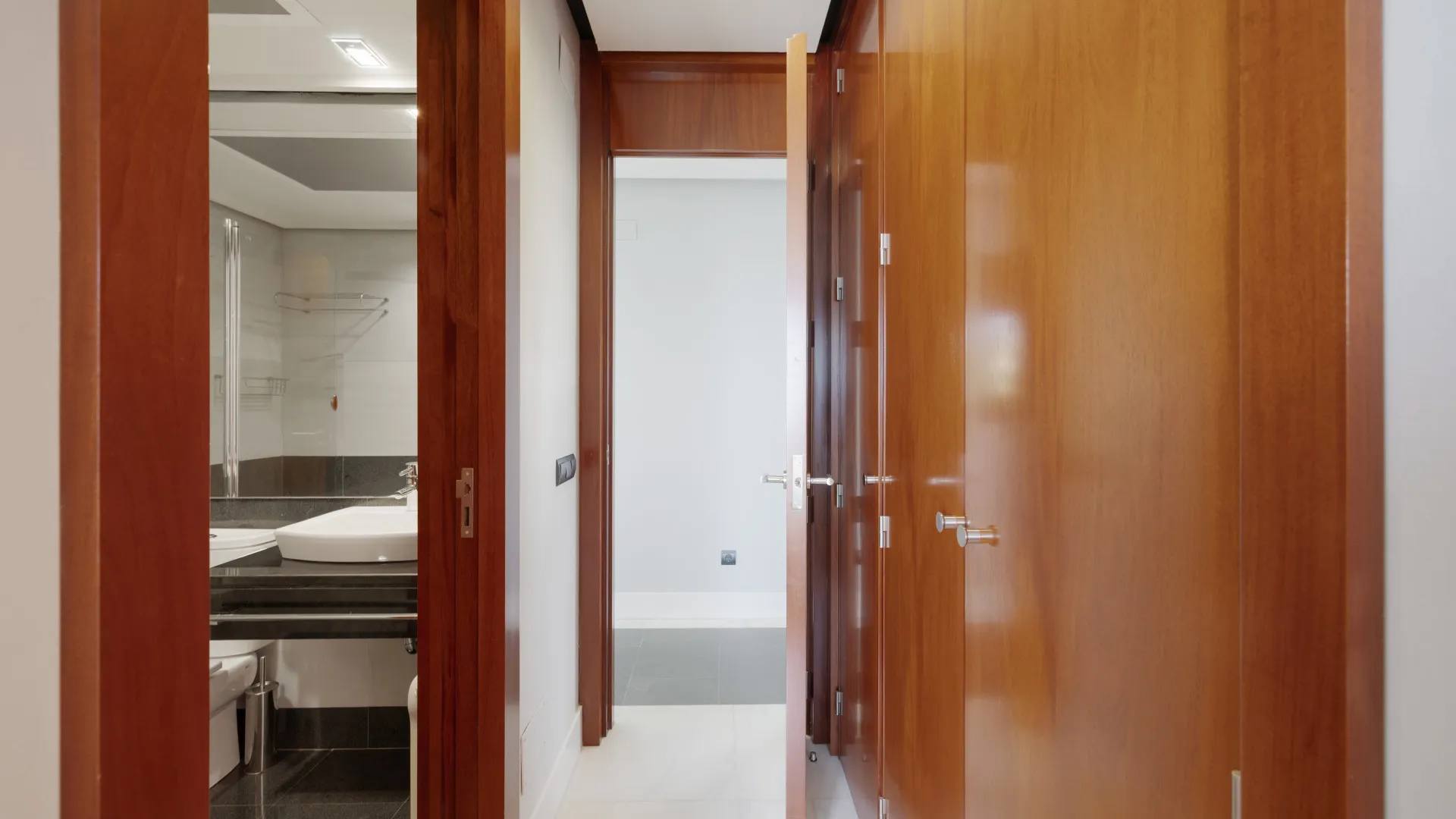 Villa for sale in Los Altos de los Monteros