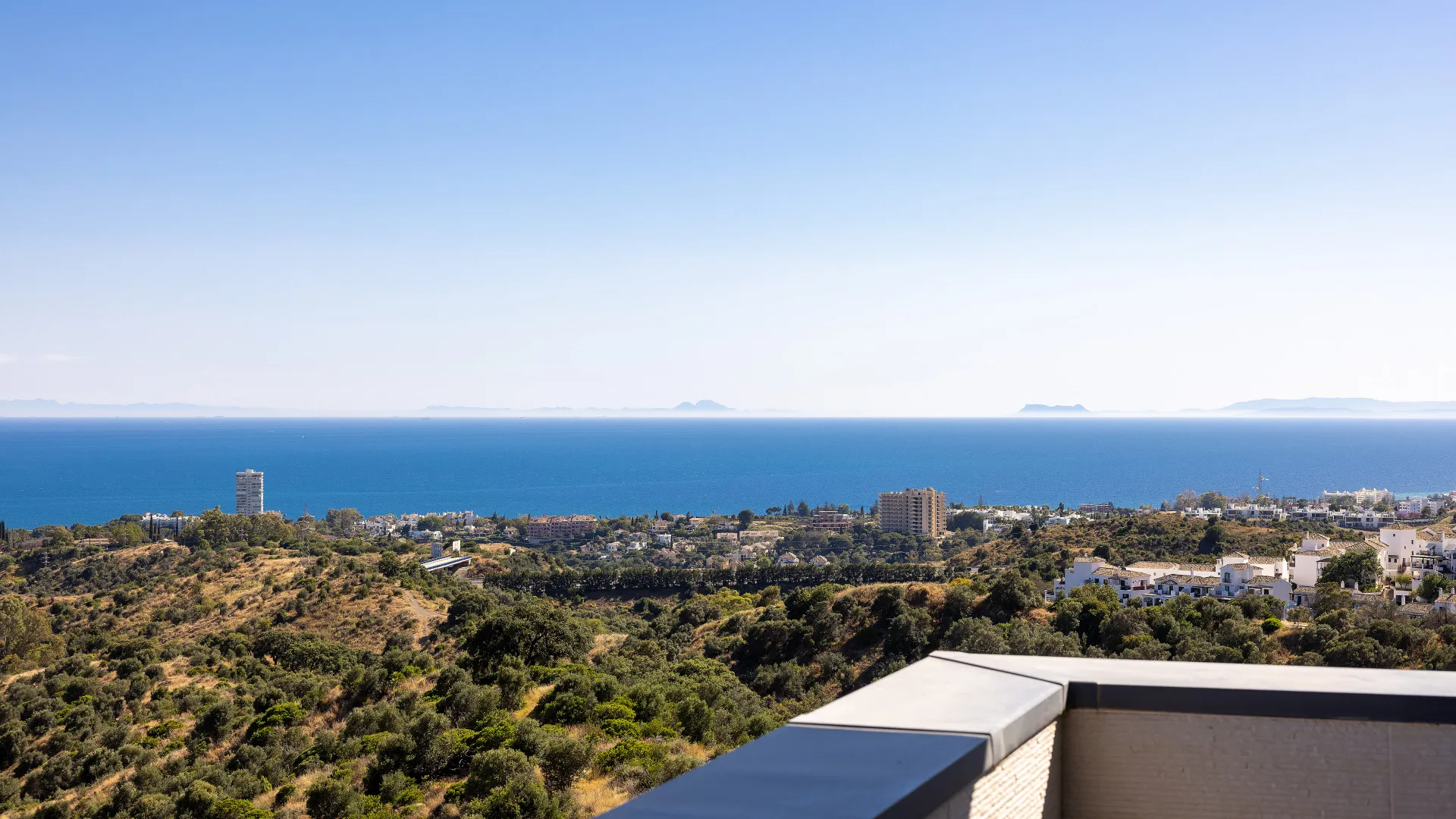 Villa for sale in Los Altos de los Monteros