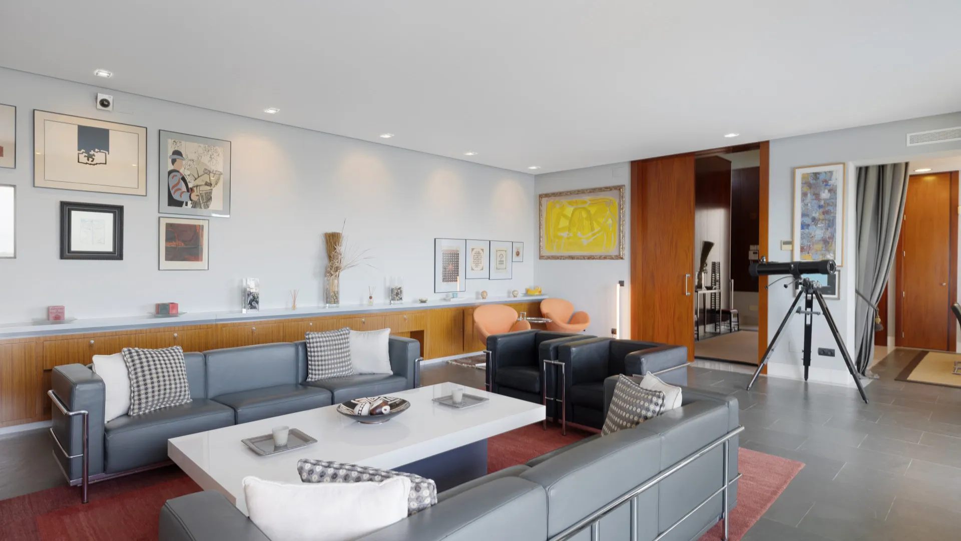 Villa for sale in Los Altos de los Monteros