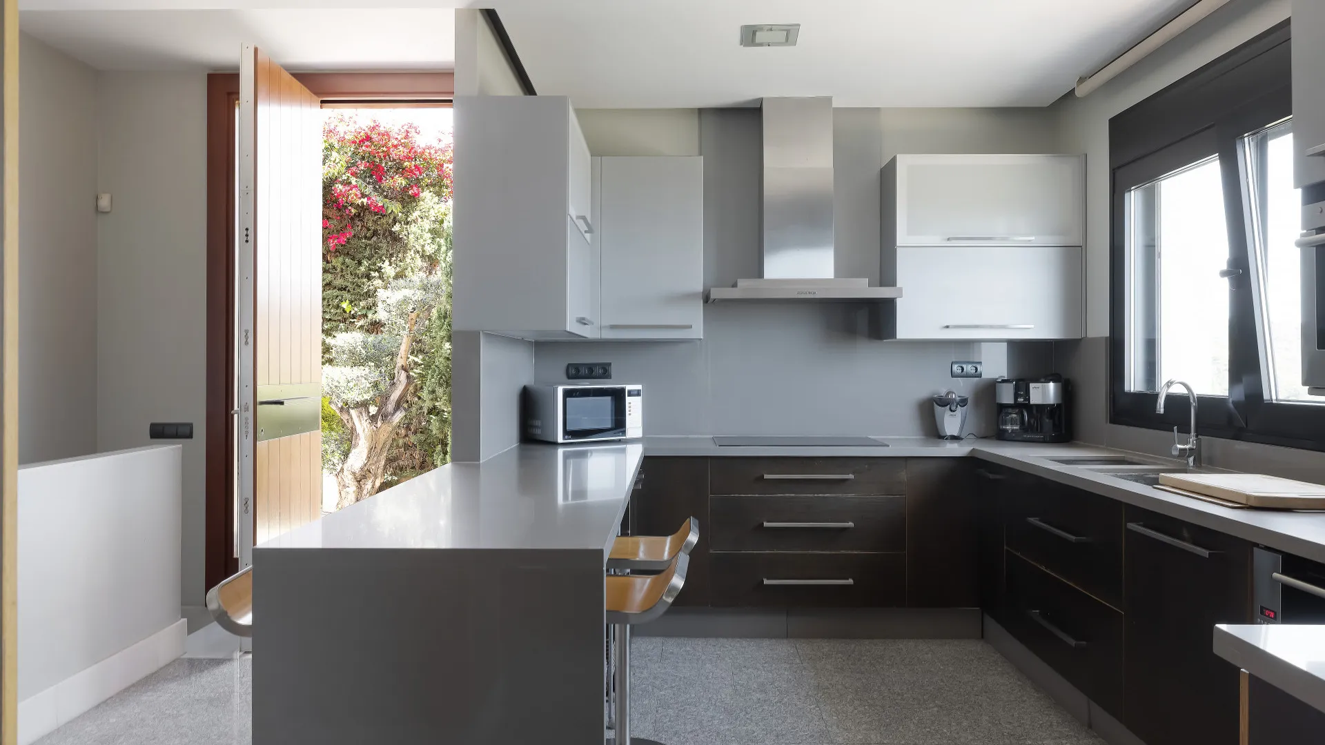 Villa for sale in Los Altos de los Monteros