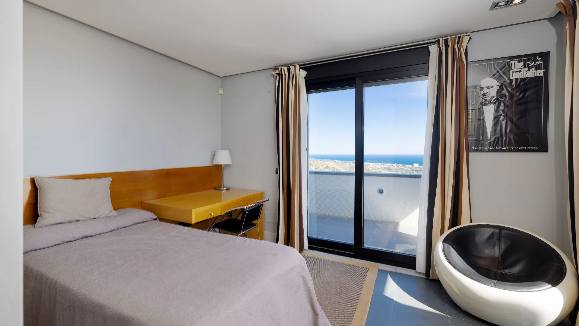 Villa for sale in Los Altos de los Monteros