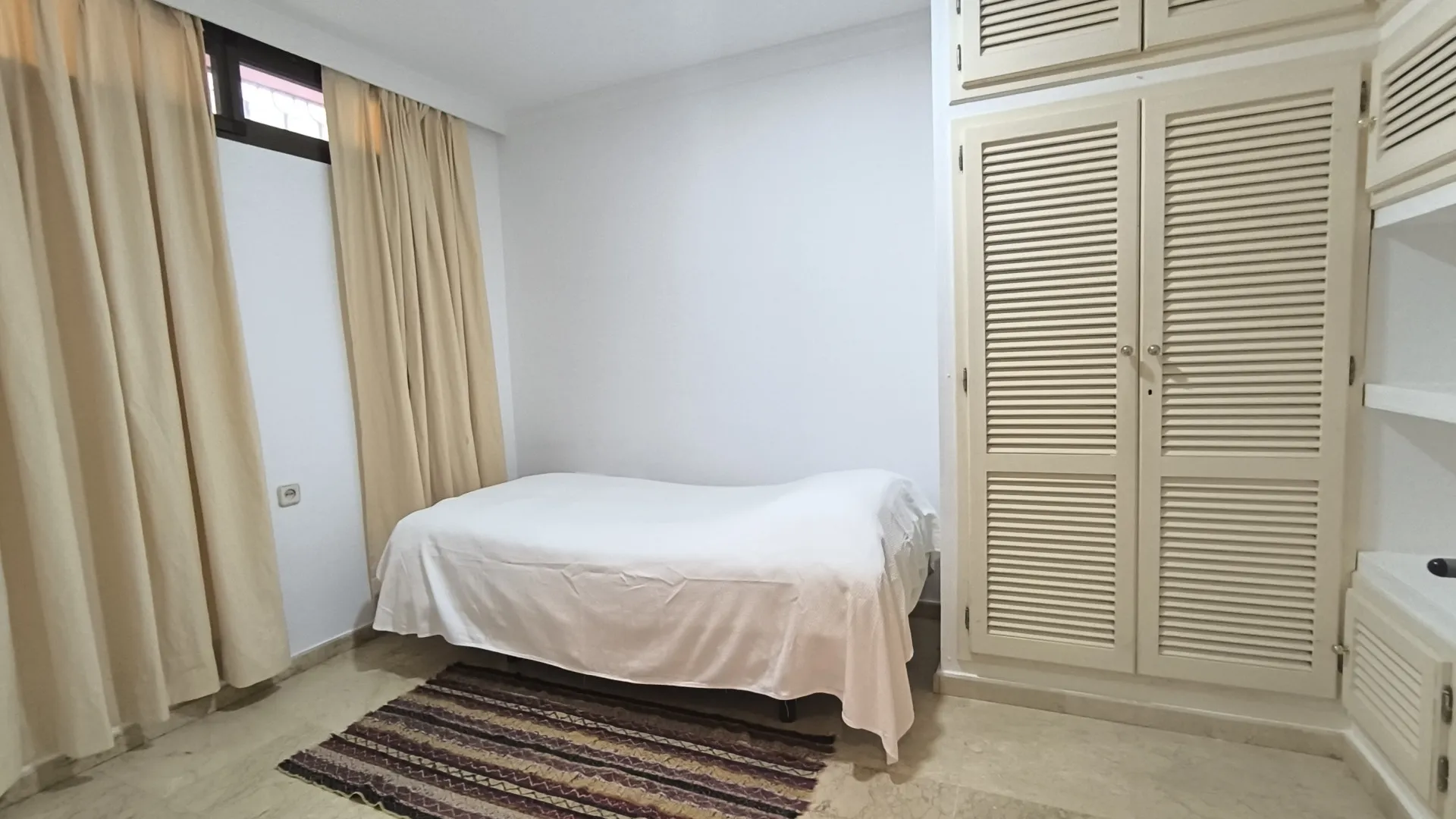 6 bedrooms villa in Los Monteros for sale