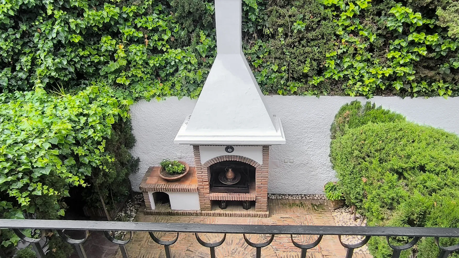 6 bedrooms villa in Los Monteros for sale