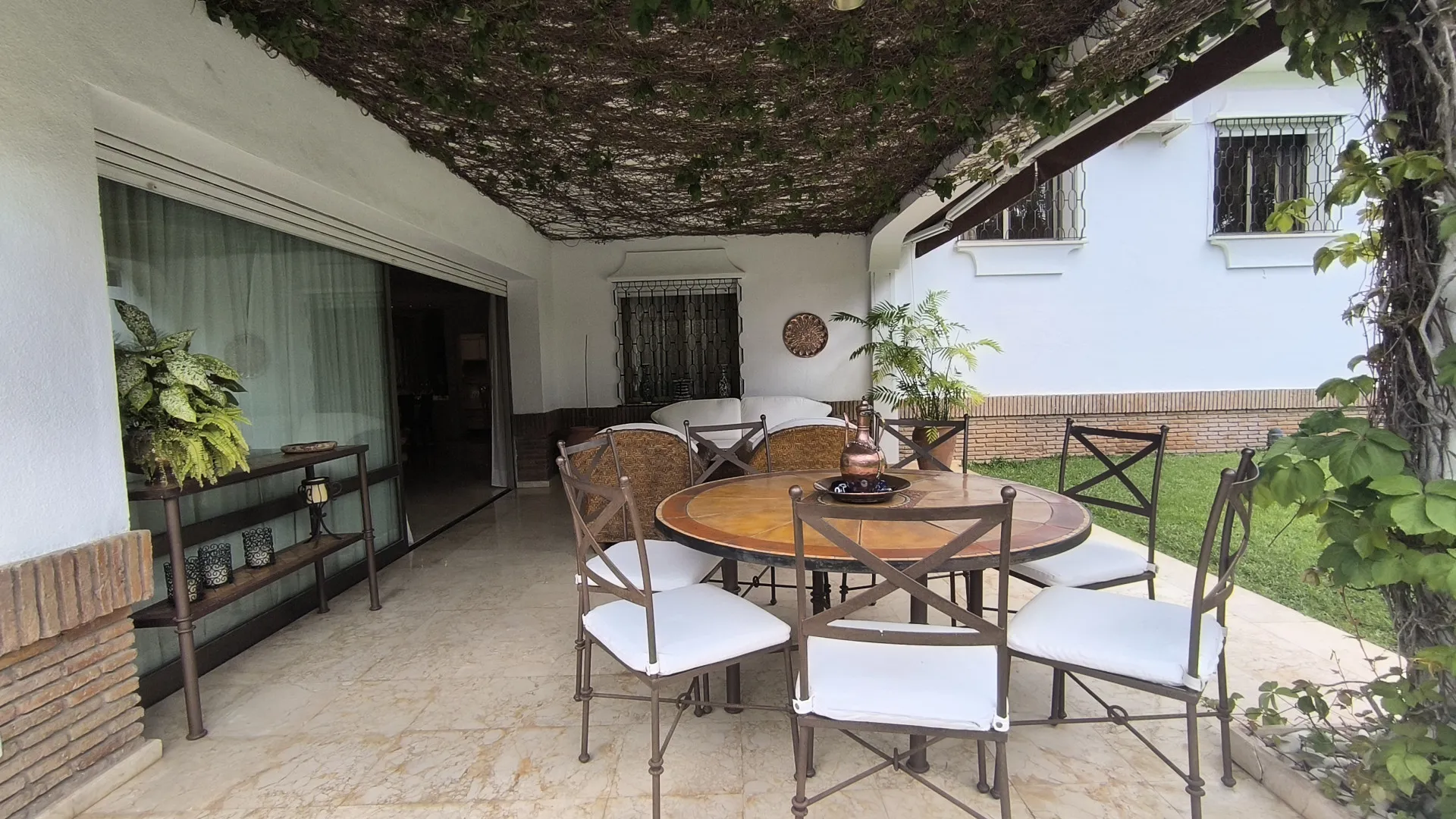 6 bedrooms villa in Los Monteros for sale