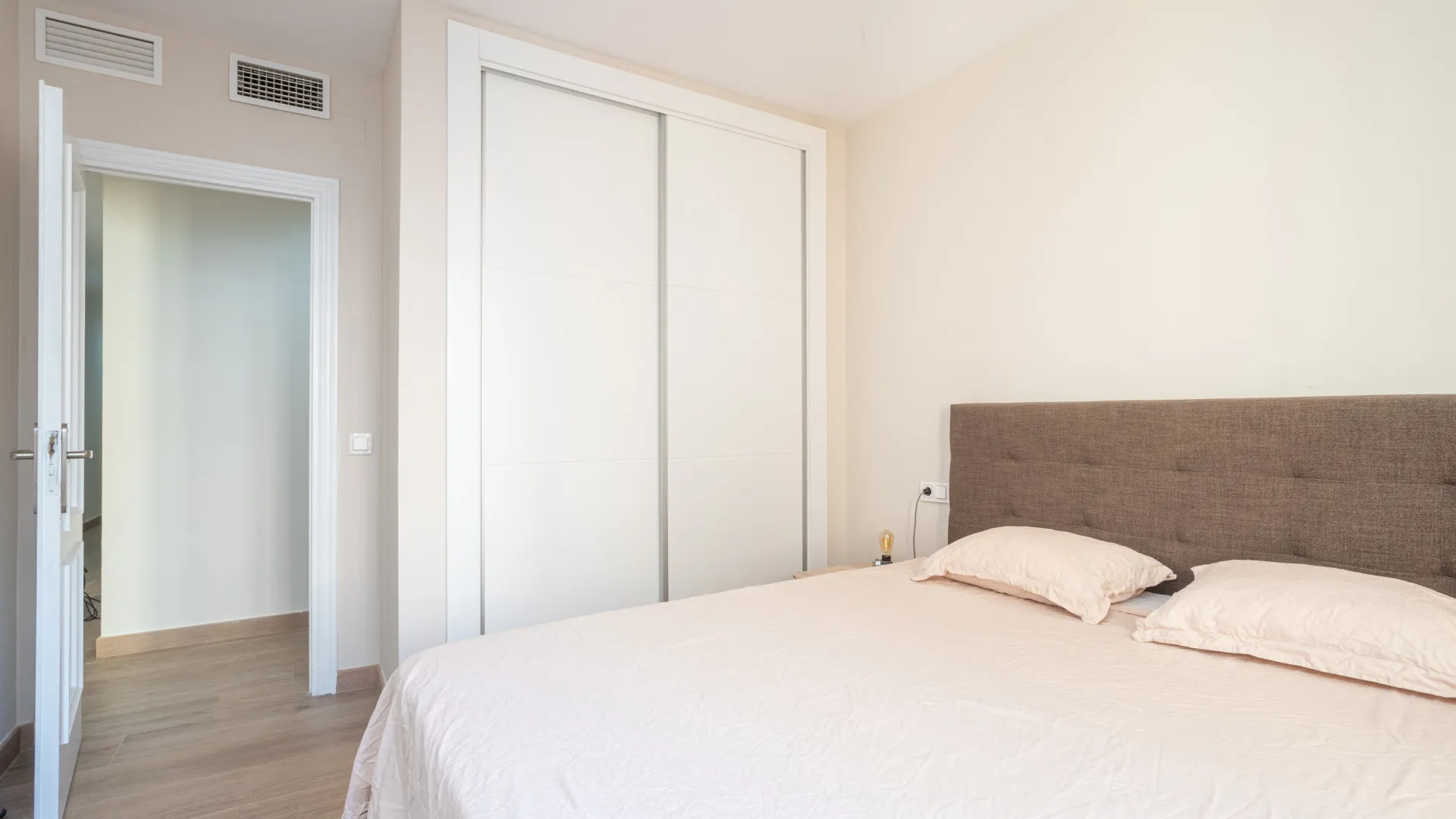 For sale apartment with 4 bedrooms in Marbella Centro