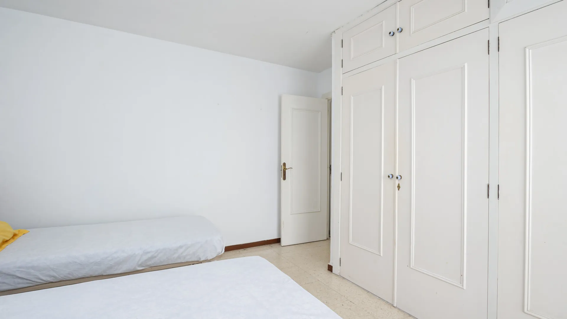 4 bedrooms apartment in Marbella Centro for sale