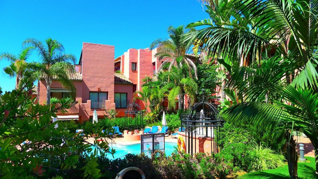 Comprar apartamento en Jardines de Don Carlos