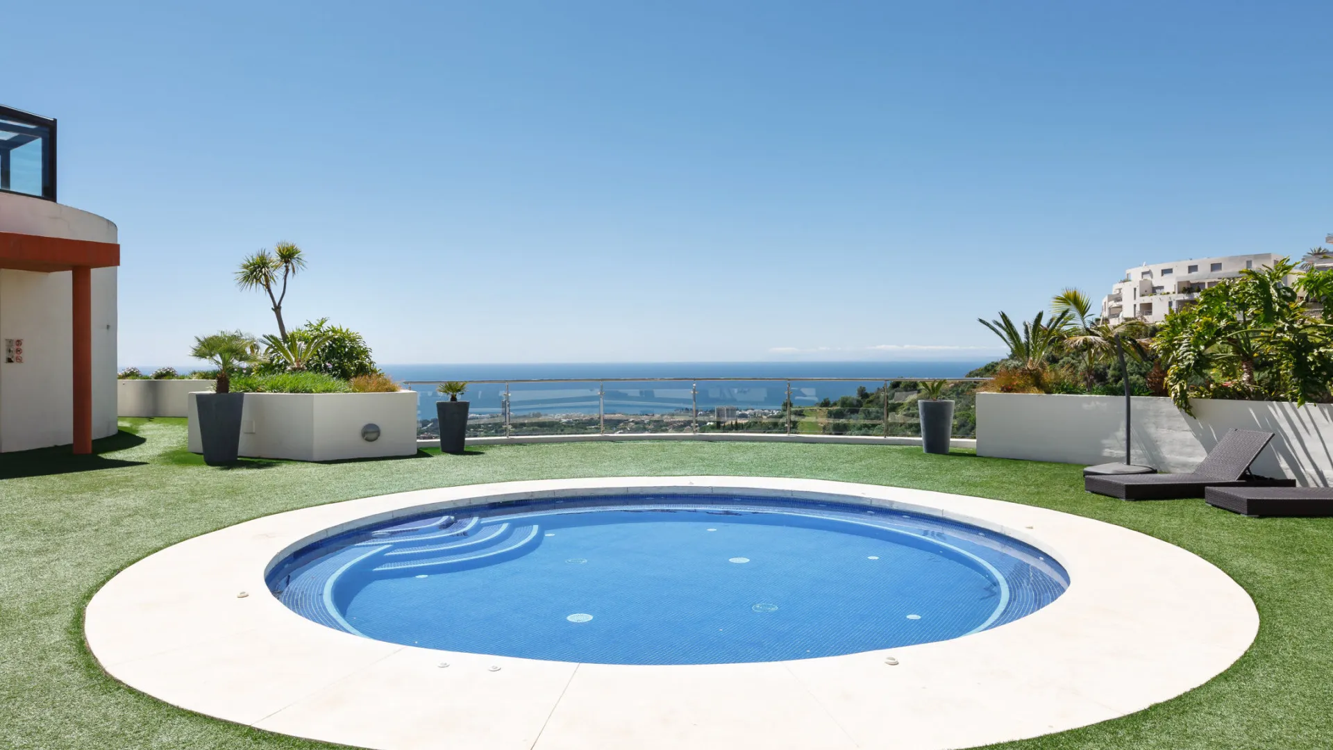 For sale apartment with 2 bedrooms in Samara