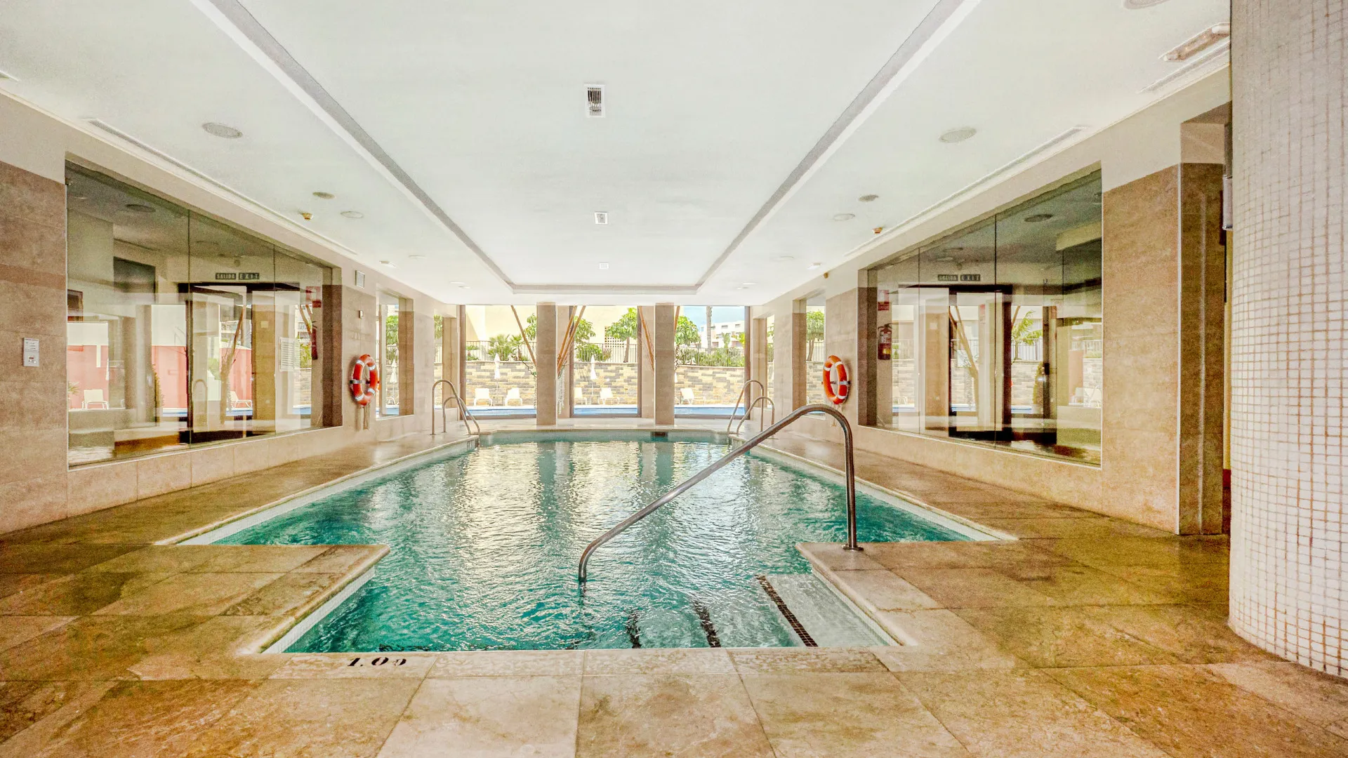 For sale apartment with 2 bedrooms in Samara