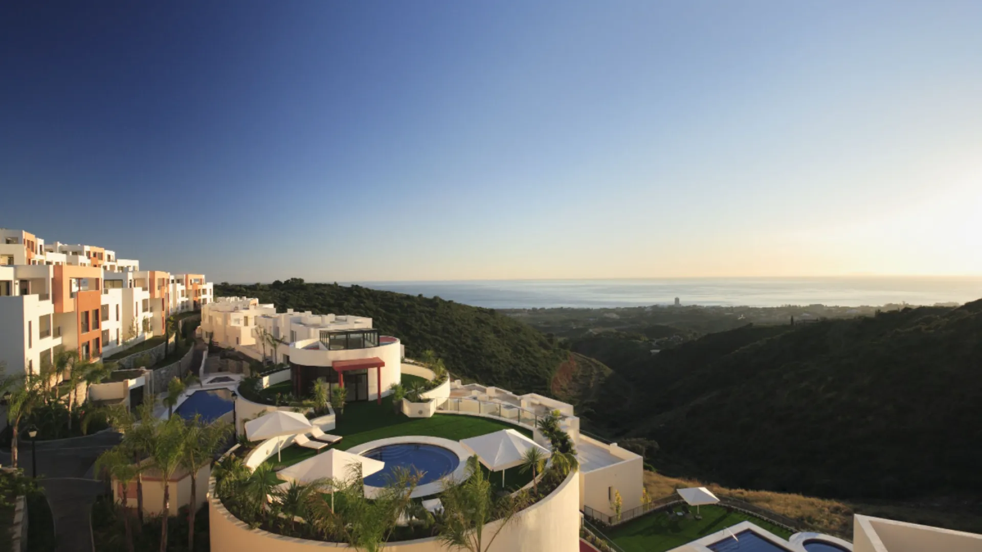 For sale apartment with 2 bedrooms in Samara