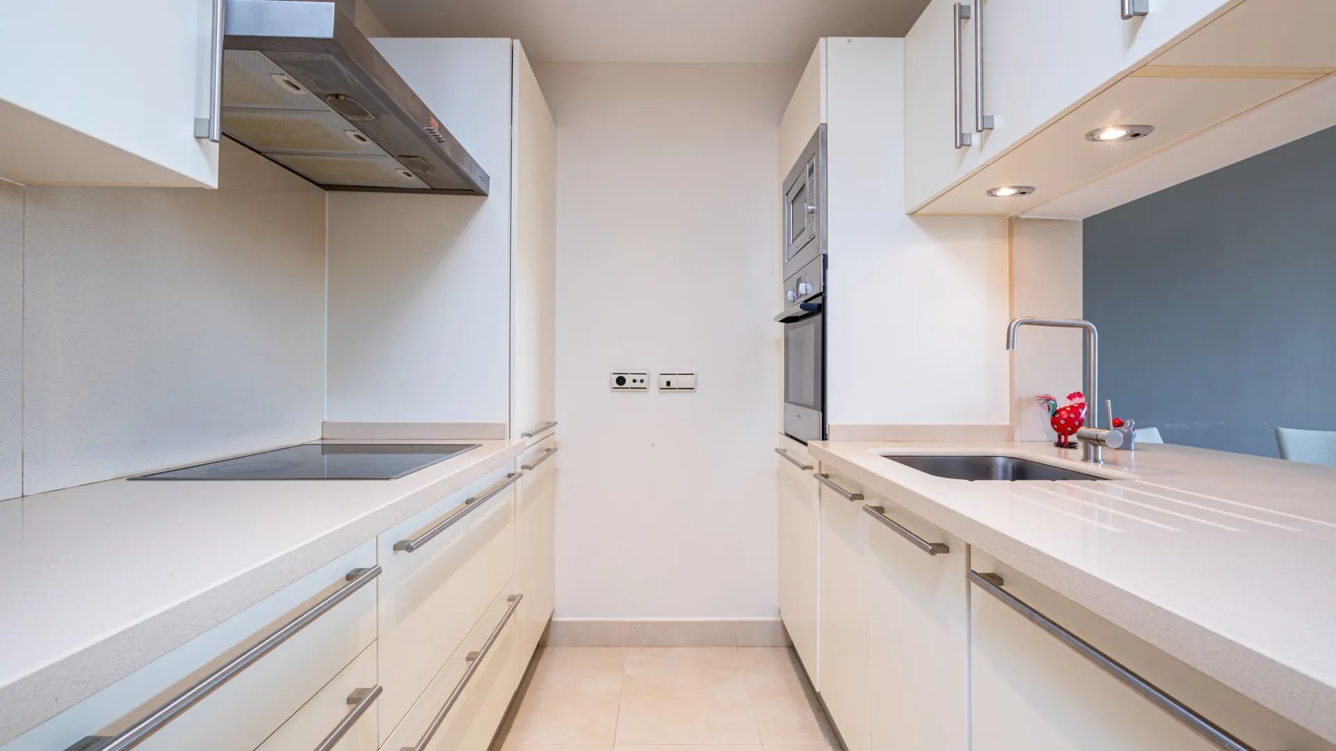 For sale apartment with 2 bedrooms in Samara