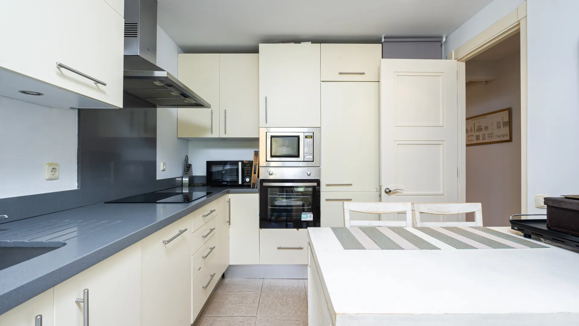 For sale apartment in Rio Real with 3 bedrooms