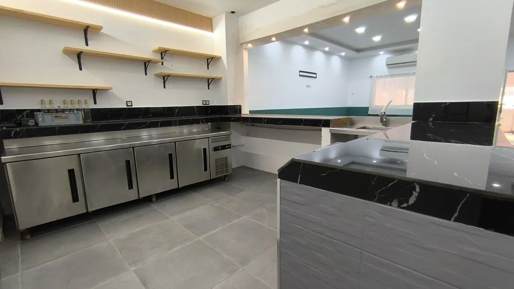 Marbella City commercial premises for sale