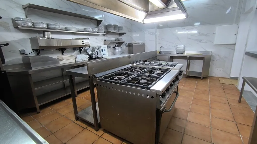 Marbella City commercial premises for sale