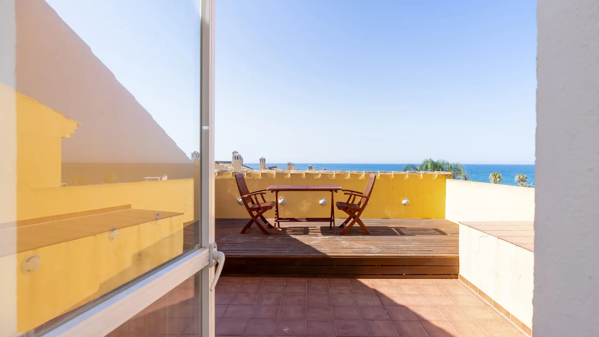 Buy semi detached house in Costabella with 5 bedrooms