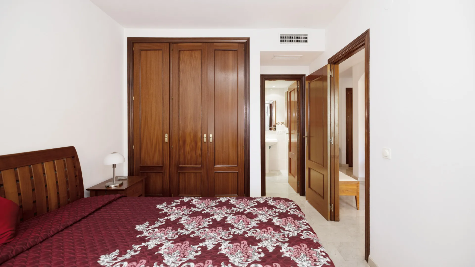 Buy semi detached house in Costabella with 5 bedrooms