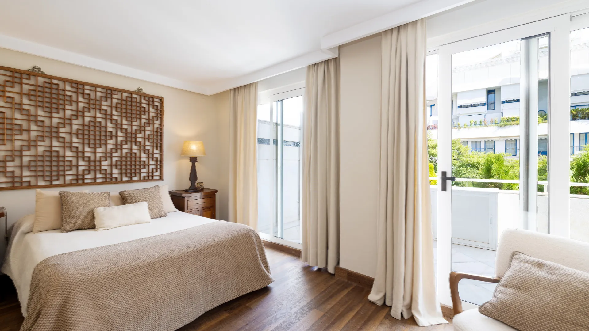 Apartment for sale in Playa de la Fontanilla with 4 bedrooms