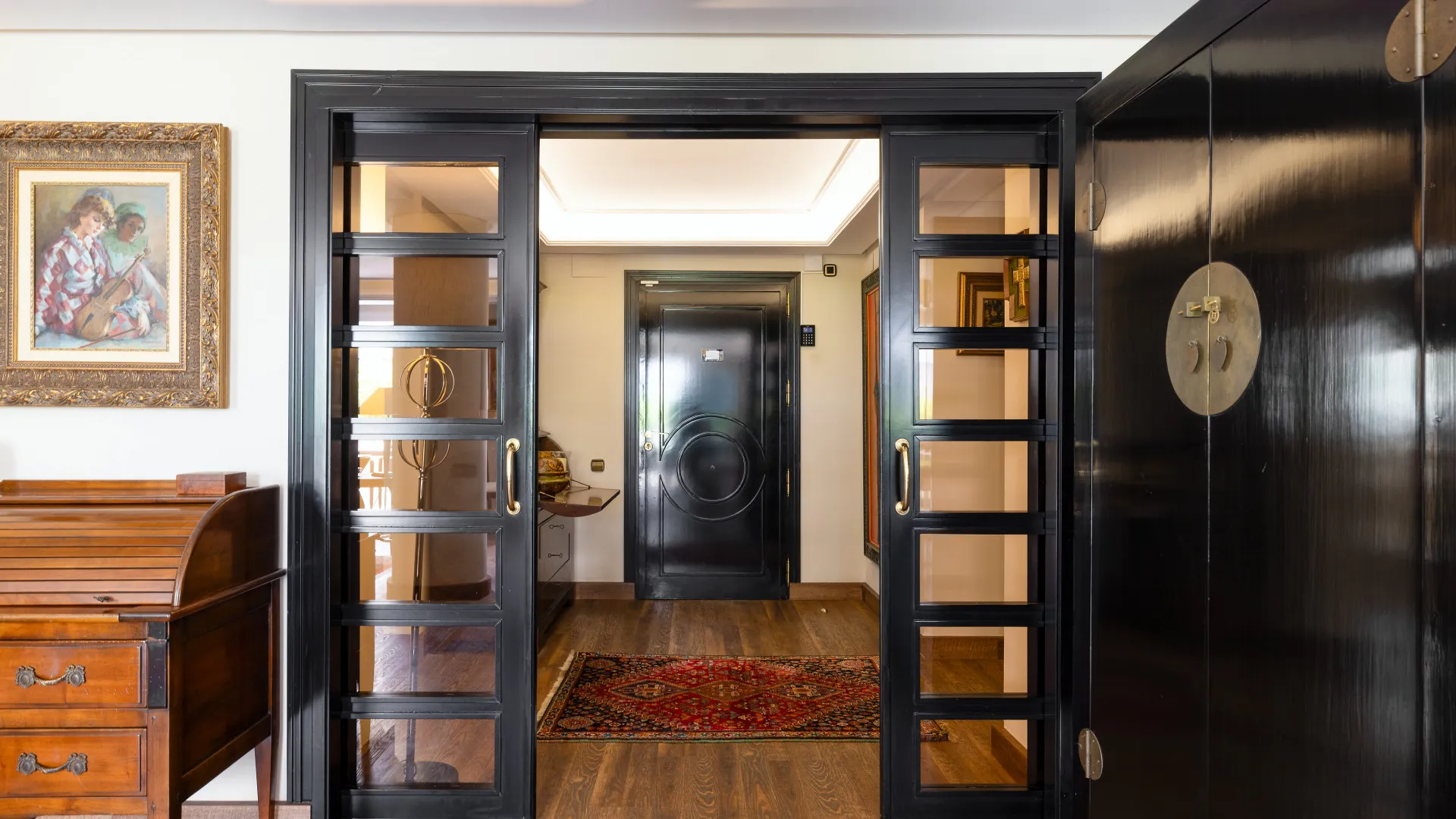 Apartment for sale in Playa de la Fontanilla with 4 bedrooms