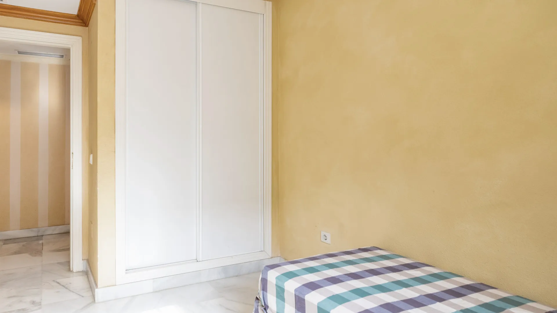 Apartamento en venta de 3 dormitorios en Los Pinos de Nagüeles