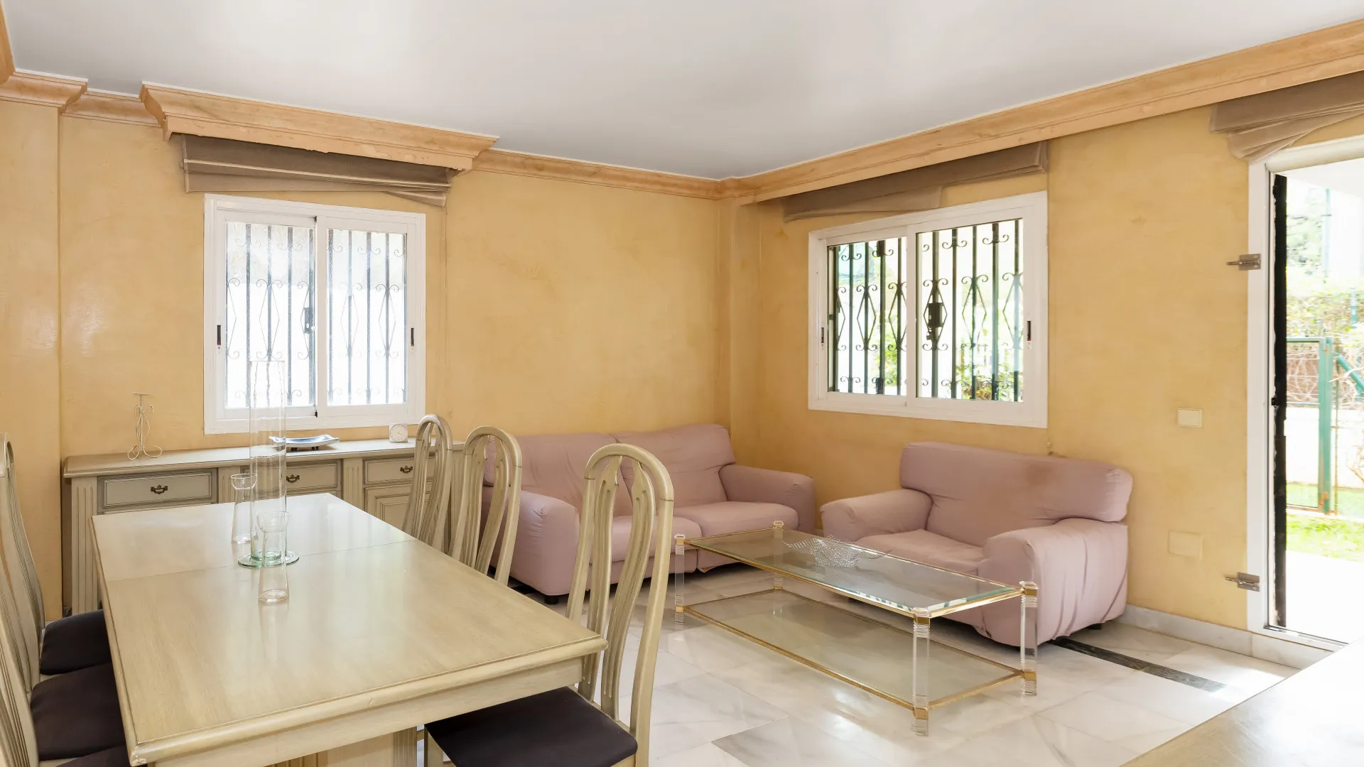 Apartamento en venta de 3 dormitorios en Los Pinos de Nagüeles