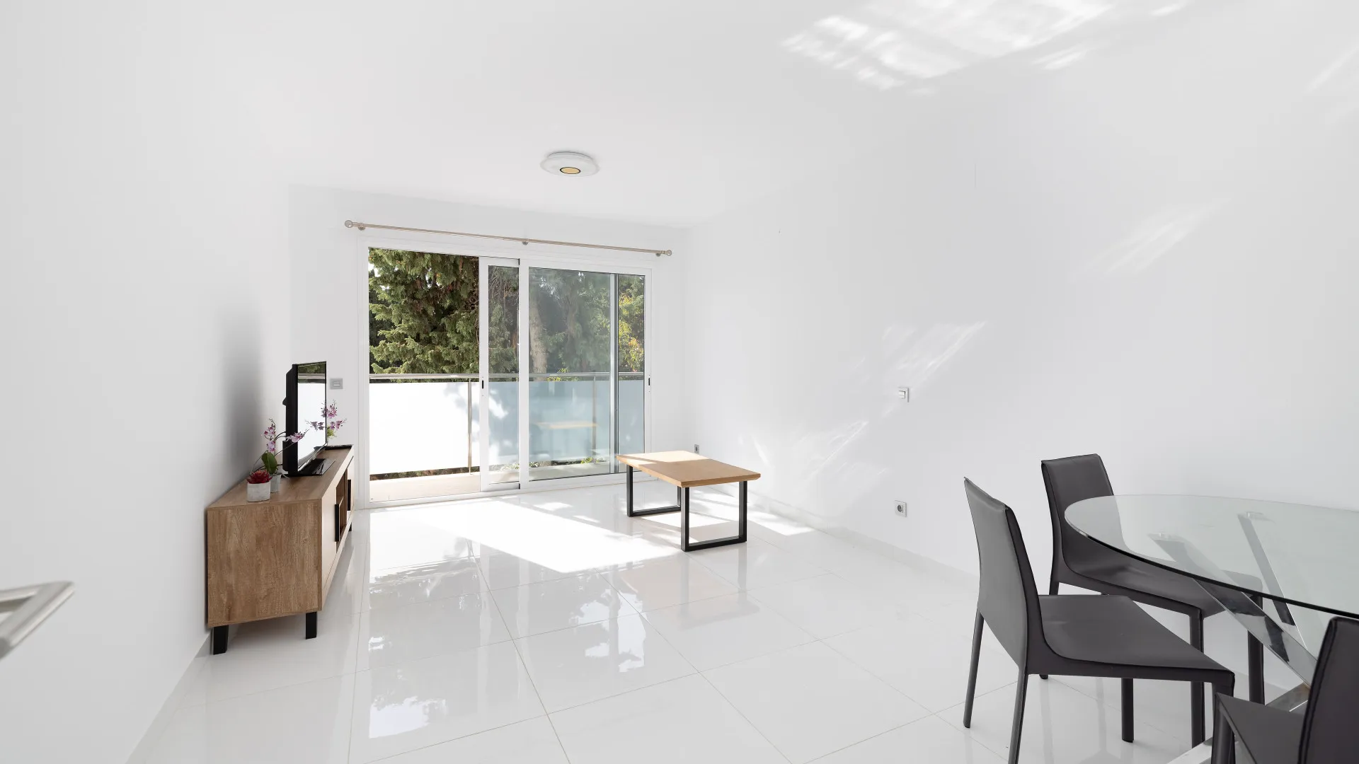 2 bedrooms apartment for sale in Marbella Centro