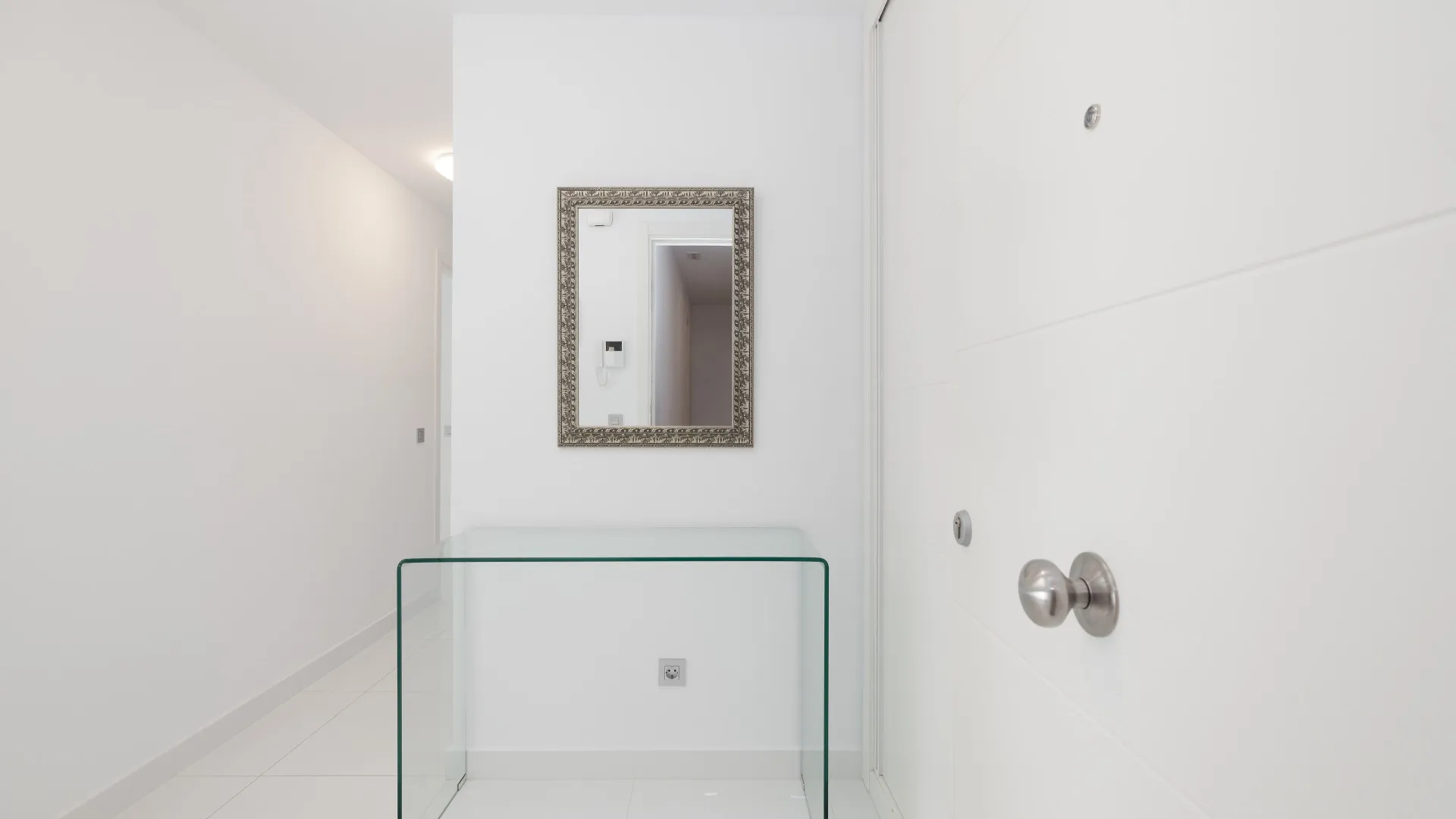 2 bedrooms apartment for sale in Marbella Centro