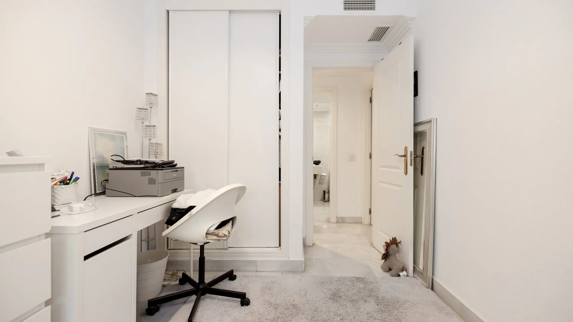 Comprar apartamento planta baja de 2 dormitorios en Los Pinos de Nagüeles