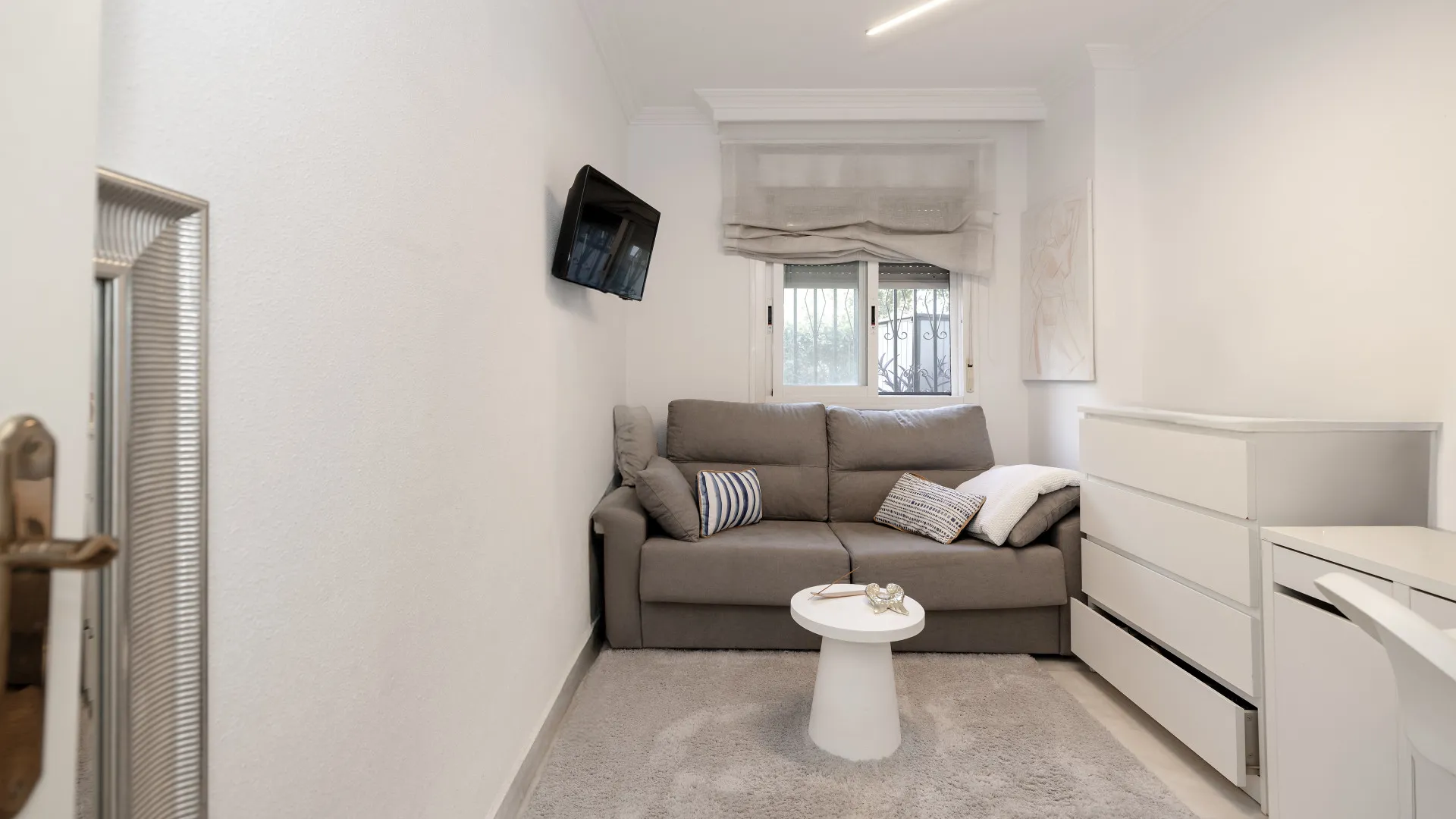 Comprar apartamento planta baja de 2 dormitorios en Los Pinos de Nagüeles