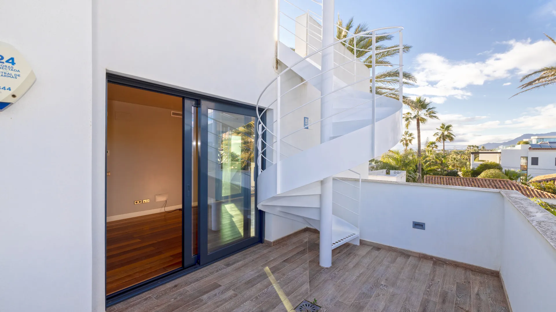 Villa for sale in Marbesa with 5 bedrooms