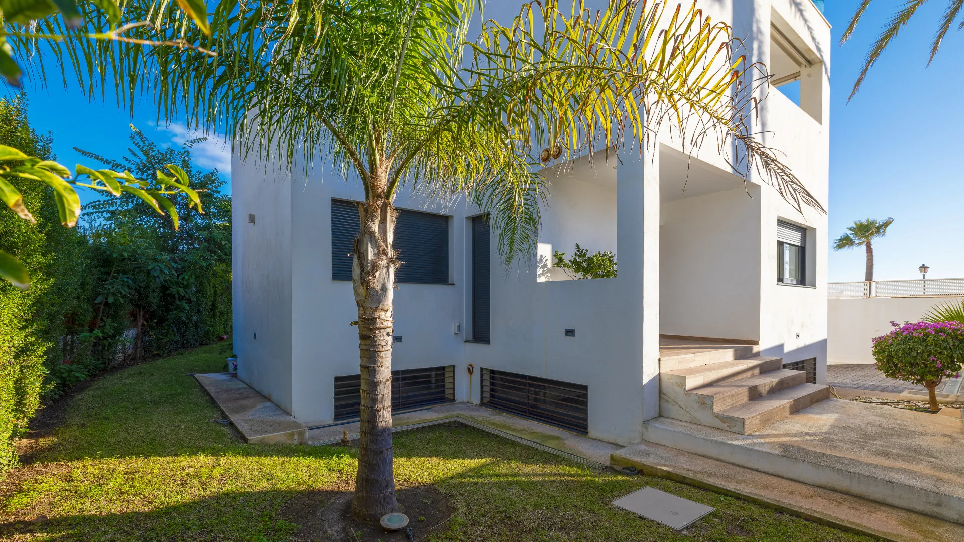 Villa for sale in Marbesa with 5 bedrooms