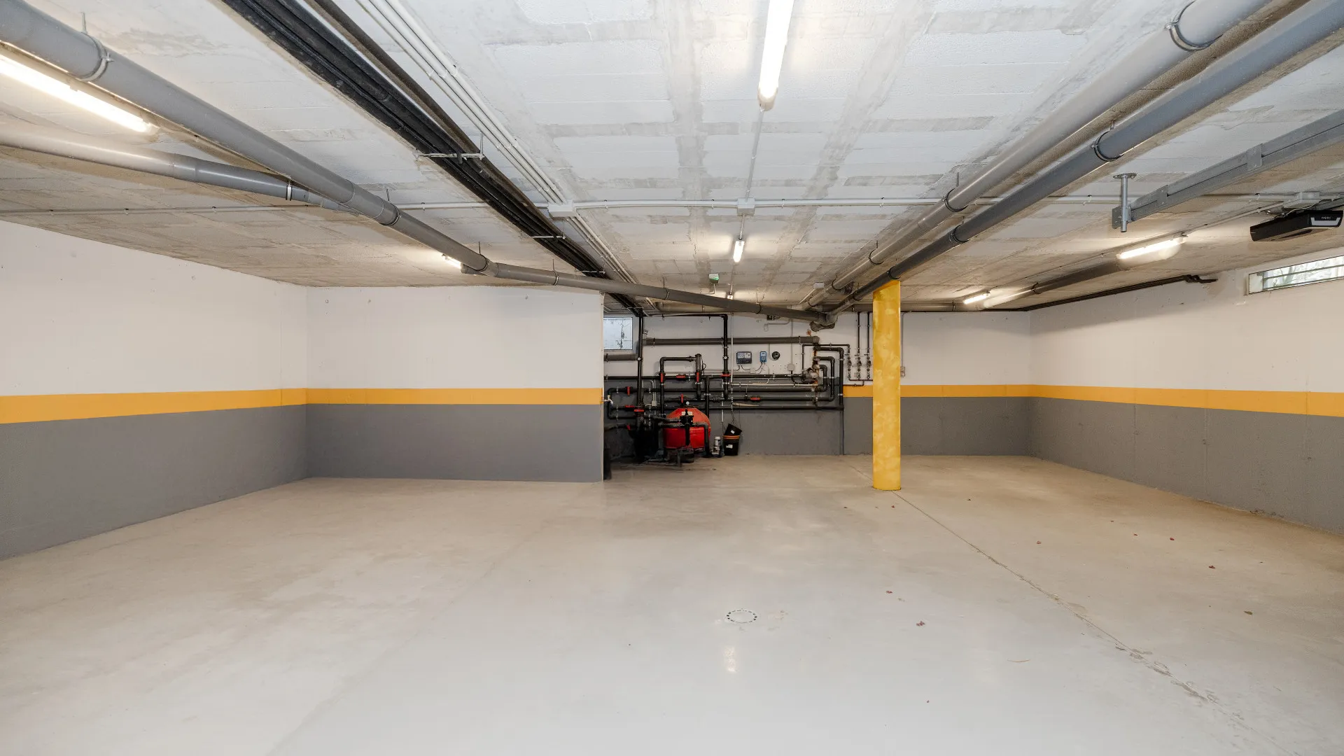 Villa for sale in Marbesa with 5 bedrooms