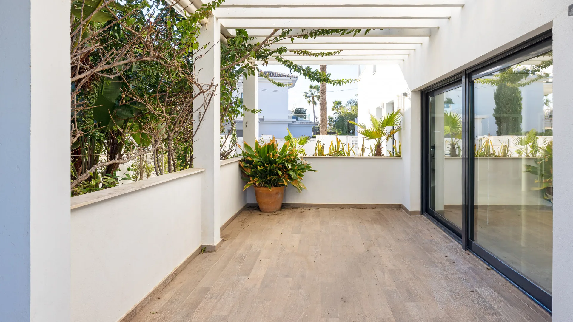 Villa for sale in Marbesa with 5 bedrooms