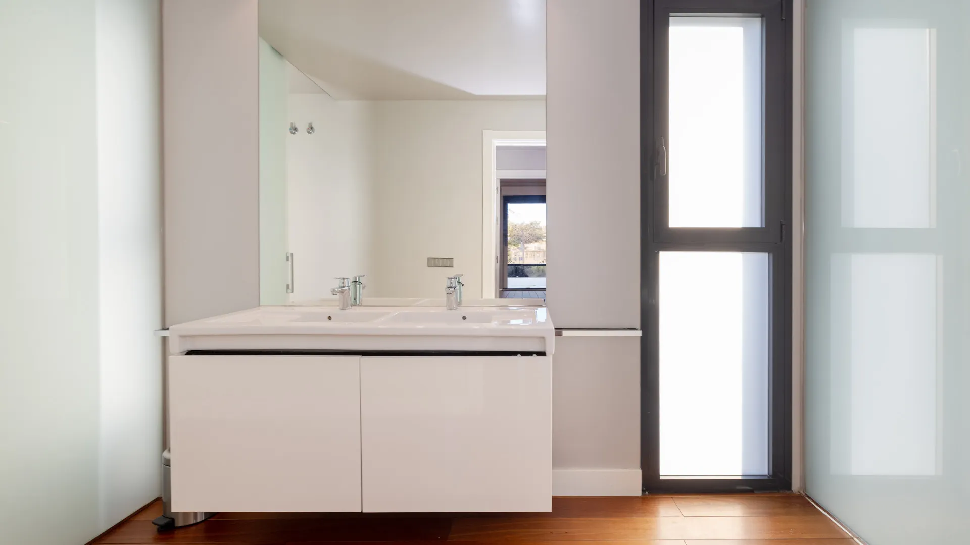 Villa for sale in Marbesa with 5 bedrooms